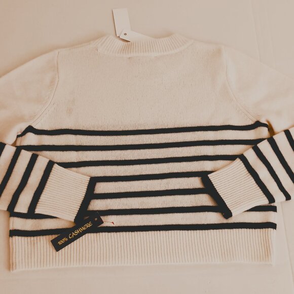 Cashmere Cream & Black Stripe Crop Sweater Cabincore Scandigirl Cozy Size L NWT - Picture 6 of 16
